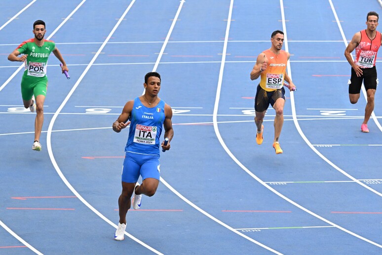 欧洲田径锦标赛：意大利4x100米决赛，女子4x100米出局