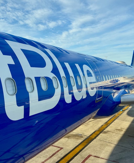 JetBlue now allows Blue Basic award redemptions — and tickets are as low as 700 points
