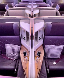 Deal: Singapore Airlines economy flights to Europe for just 17,500 miles, business-class flights for 56,700 miles